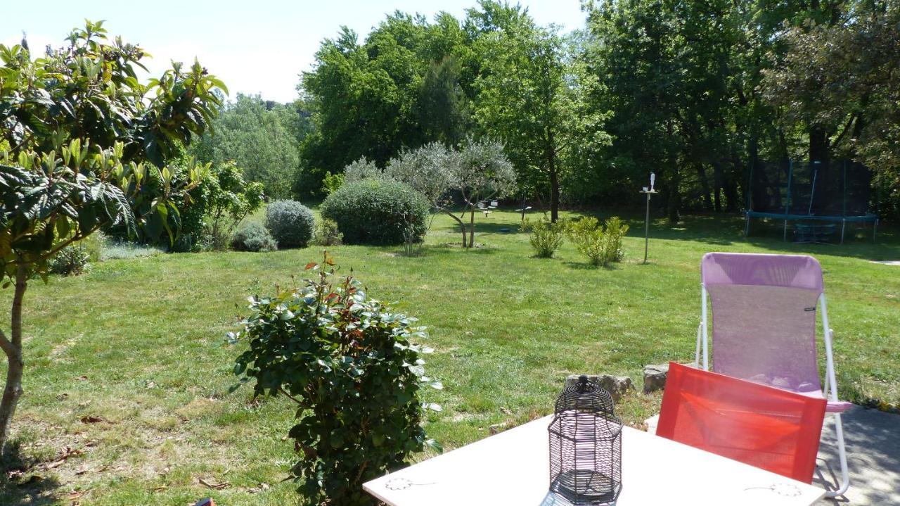 Le Cabanon Lägenhet Crillon-le-Brave Exteriör bild